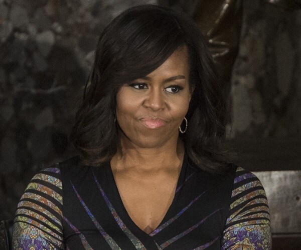 Michelle Obama to Release Memoir in November