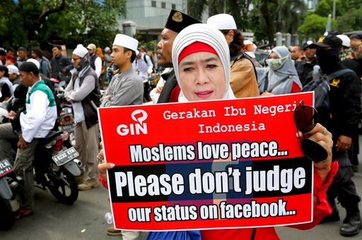 Indonesia Hard-line Muslims Protest Ban on Facebook Accounts