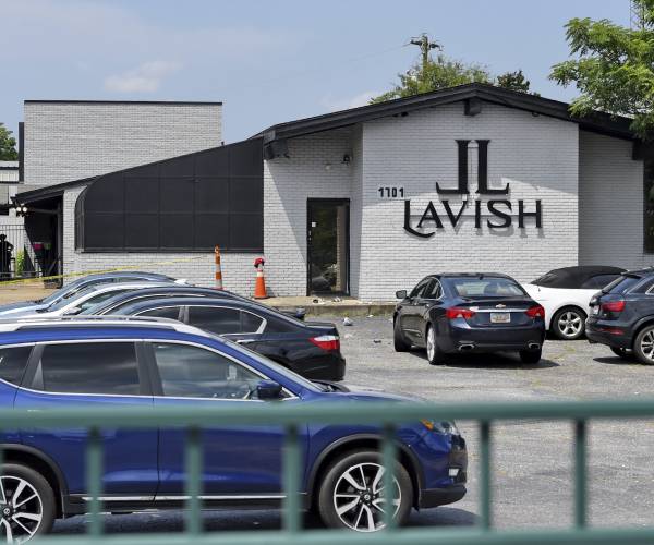 2 Dead, 8 Wounded in South Carolina Nightclub Shooting