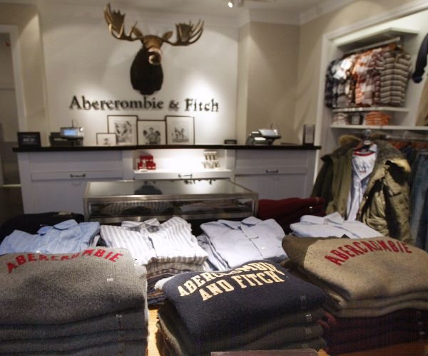 Abercrombie Beats Quarterly Sales Estimates