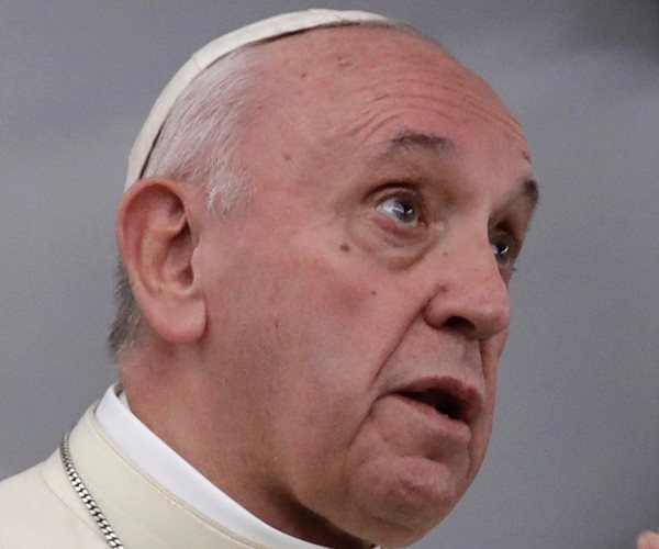 Pope Francis Rules Out Changing Priest Celibacy Rules
