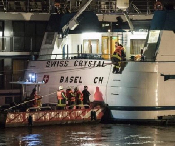 Tour Ship Hits Bridge in Germany, Injuring 25