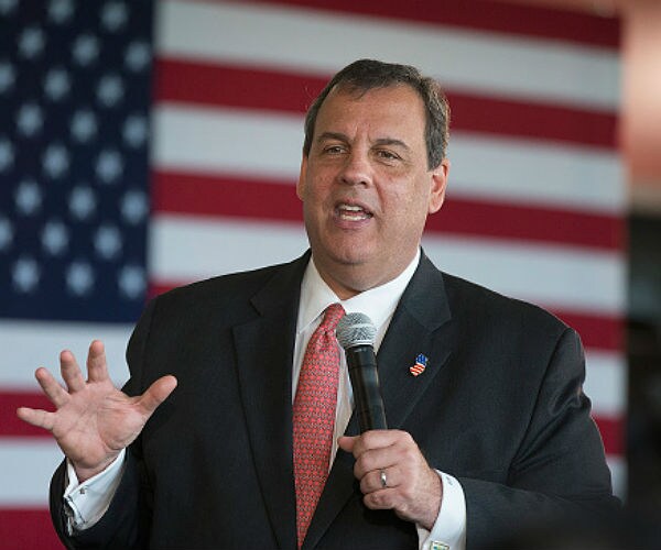 Christie: I'd Cut Planned Parenthood Funding Over 'Disturbing' Videos