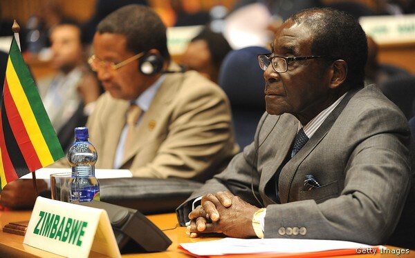 Mugabe: African Neighbors to Help Fund Zimbabwe Vote