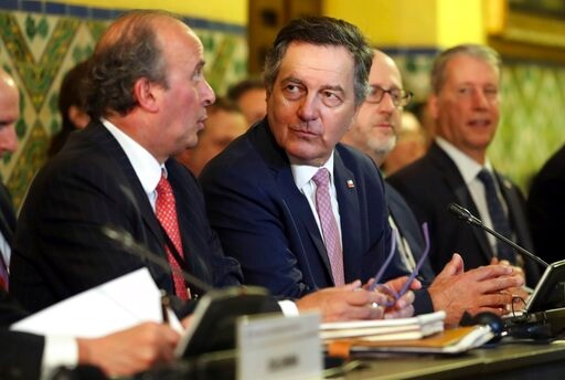 The Latest: Diplomats Urge Venezuela's Maduro to Cede Power