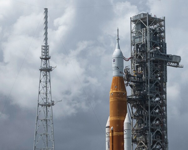 NASA Aims for Saturday Launch of New Moon Rocket: Take 2