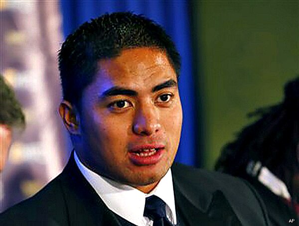 Manti Te'o Passed Up in 1st Round of NFL Draft; Was Hoax a Factor?