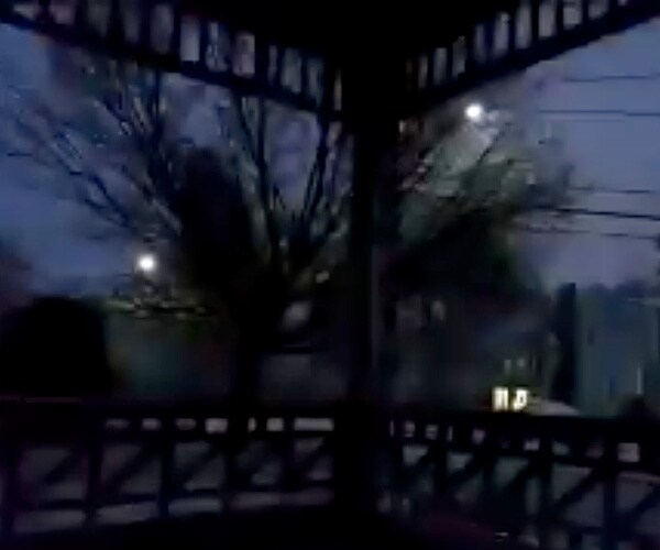 Thundersnow in Massachusetts Electrifies a White Christmas