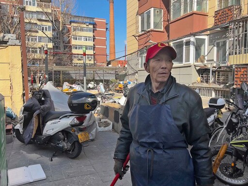 Migrant Workers Who Helped Build Modern China Have Scant or No Pensions, and Can't Retire