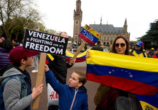Venezuela Leader: Officials Treated like Jews under Nazis