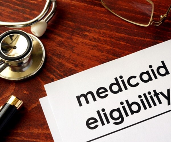Medicaid Qualification in Estate Planning for Husband and Wife