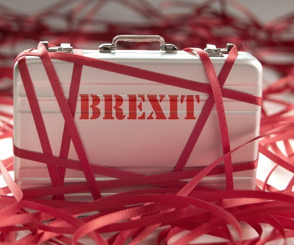 EU, UK Suspend Post-Brexit Trade Talks in Person