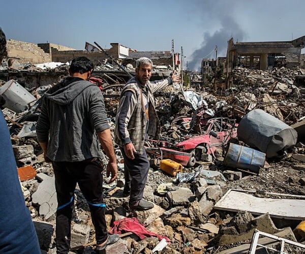 Military: ISIS Booby Traps Killed Mosul Civilians After Airstrike