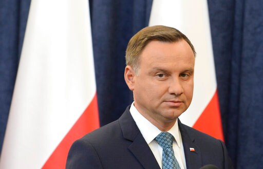 Polish President Emerges as Independent in Judiciary Row
