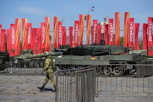 Kremlin Parades Western Equipment Captured from Ukrainian Army at Moscow Exhibition
