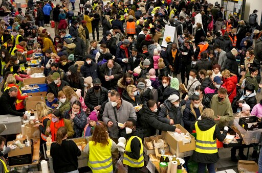 Berlin Train Station Turns into Refugee Town for Ukrainians