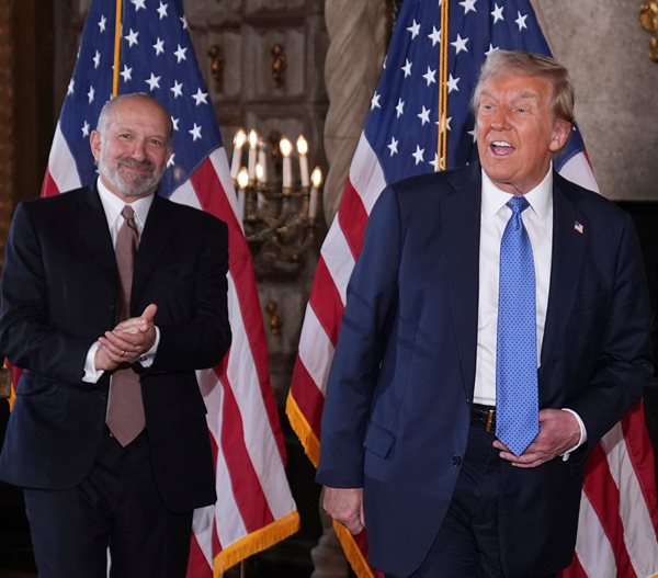 Insurer Stocks Fall After Trump Vows 'to Knock out the Middleman'