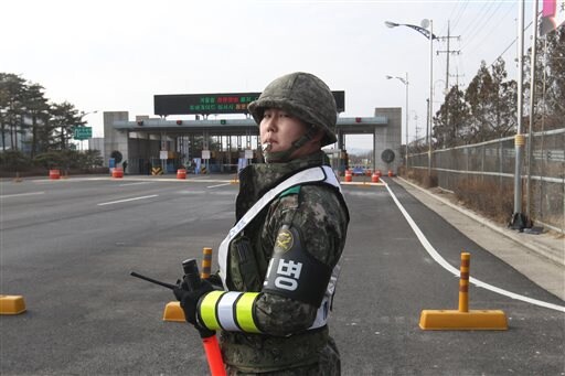 The Latest: S. Koreans Still at Joint Factory after Deadline