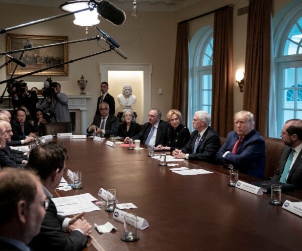 WH Says Drugmakers Have Committed to Jointly Pursue a COVID-19 Cure