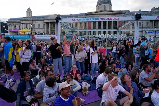 Women's Soccer Energizes England in a League of Their Own