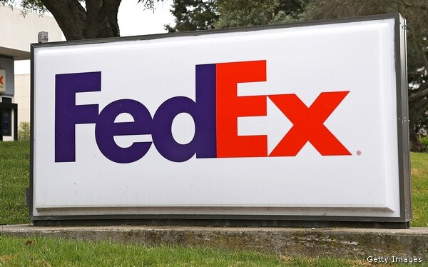 FedEx Indicted for Shipping Illegal Pharmacies' Drugs