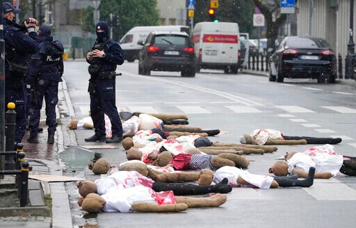 Polish Women Protest Attempts to Further Restrict Abortion