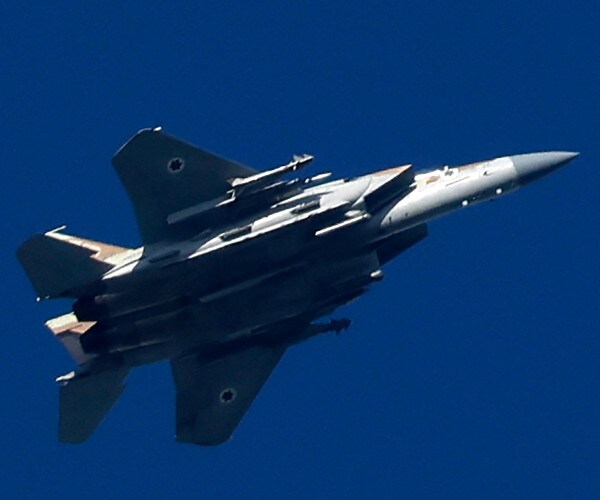 Hezbollah Commander Killed in Israeli Strike on Lebanon 