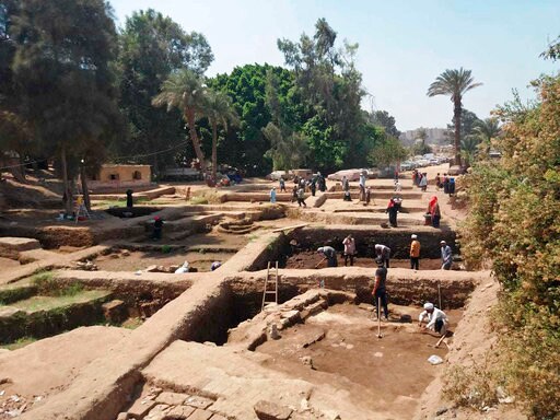 Egypt Says Archaeologists Found More Artifacts at Cairo Dig
