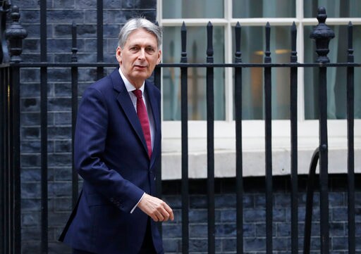 UK Government Says Brexit Will Make the Country Poorer