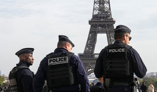 A Paris Judge Questions 3 Men Suspected of 'psychological Violence' at Eiffel Tower