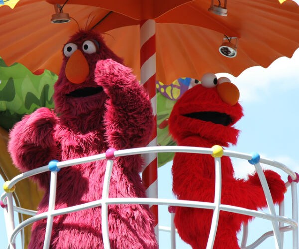 Investors Plow More Cash into US Stock, Bond Funds