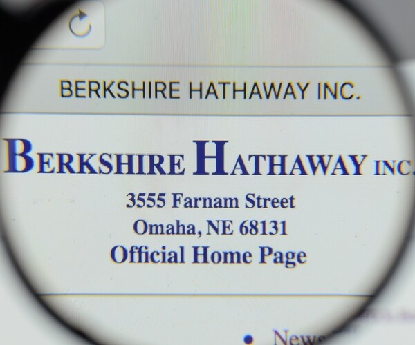 FBI Alleges Solar Couple Scammed Buffett's Berkshire for Millions