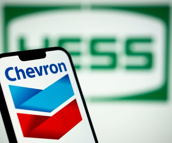 Hess Shareholders Approve Merger With Chevron