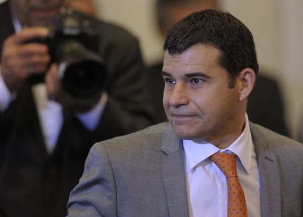 LIGNET: Temptation Outweighs Risks for Oil Deals With Argentina’s YPF 