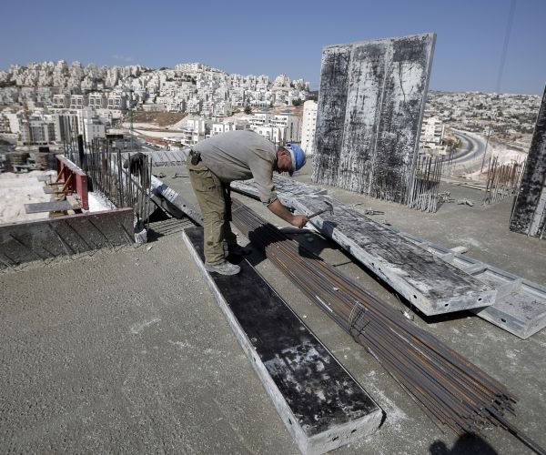 UN Resolution the Death Knell for Israel's Middle Class?