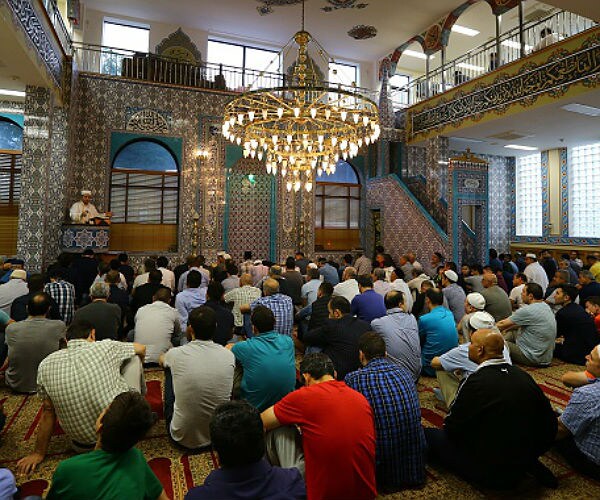 Muslims Sue Town That Cited Traffic Woes as Reason for Rejecting Mosque