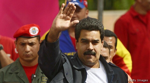 Maduro Tempts Protesters to Abandon Streets With 6-Day Holiday