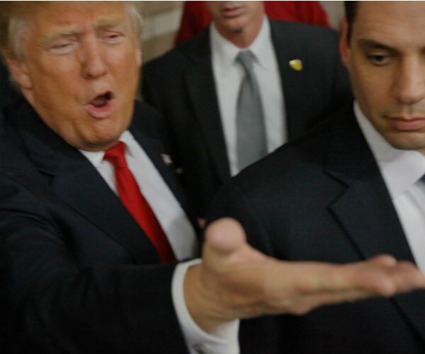 Trump Oblivious to His Self Destruction 