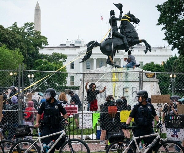 DOJ, Civil Rights Groups Reach Suit Settlement on Lafayette Square Protests