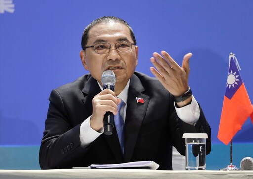 Taiwan Presidential Hopeful Hou Promises to Boost Island's Defense and Restart Talks with China