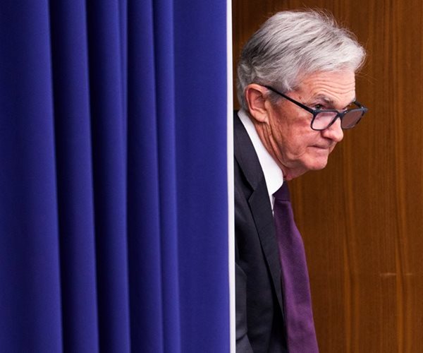 US Dollar Rises as Market Eyes Fed Chair Successor