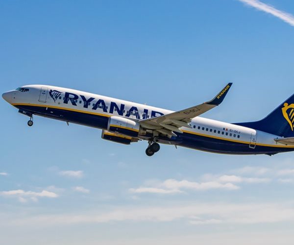Boeing Wins Ryanair 737 Jet Order Worth up to $40B
