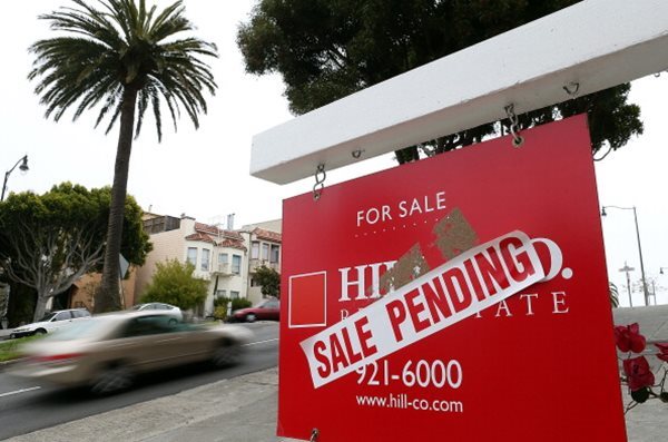 Renters Buying Again as US Starter-Home Financing Gets Cheaper