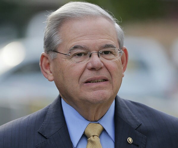 Jury Deliberations in Menendez Trial Scheduled to Restart
