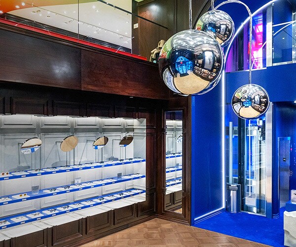 Meta Locks in Fifth Avenue Retail Hub