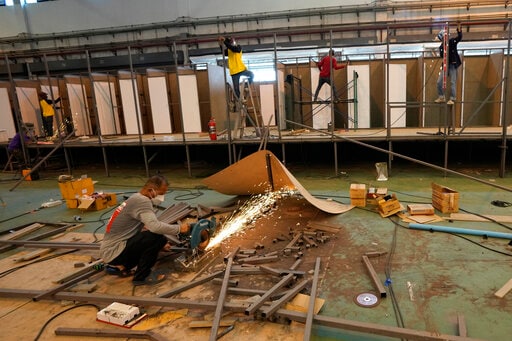 Thailand Sets up Hospital at Airport; Cambodia Closes Border