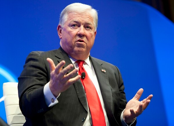 Haley Barbour: I'm 'Not Offended' by Confederate Flag