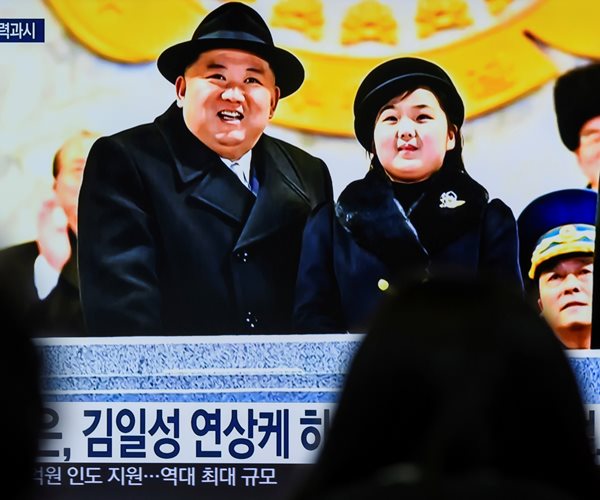 Kim Jong Un and Kim Ju-ae