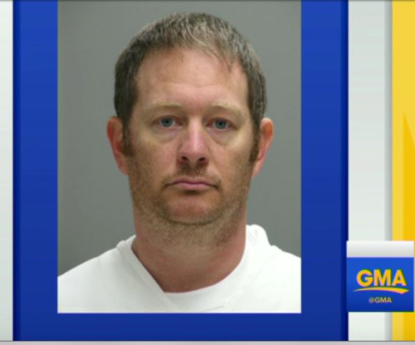 Secret Service Officer Arrested in Child Sex Sting Involving '14-Year-Old'