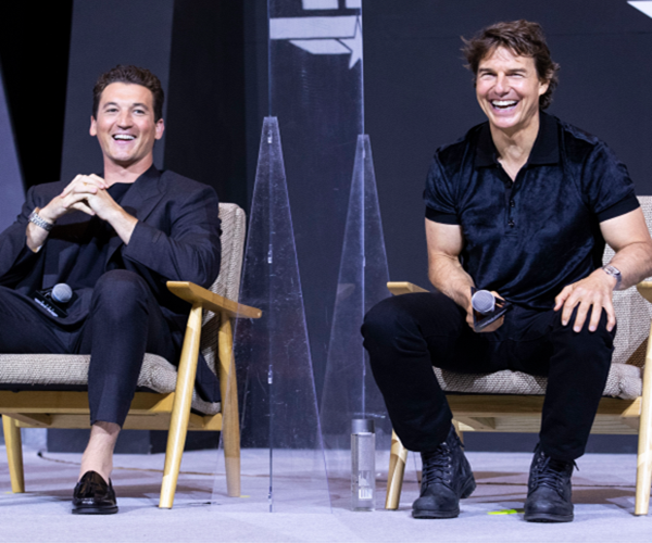 Paramount Gets Lift From Blockbuster 'Top Gun' Sequel